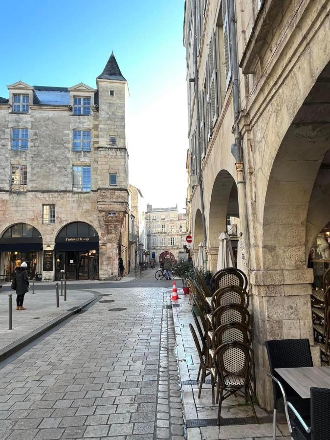 Appartement T2 tout confort en duplex à 15mn à pied du centre-ville La Rochelle  Esterno foto